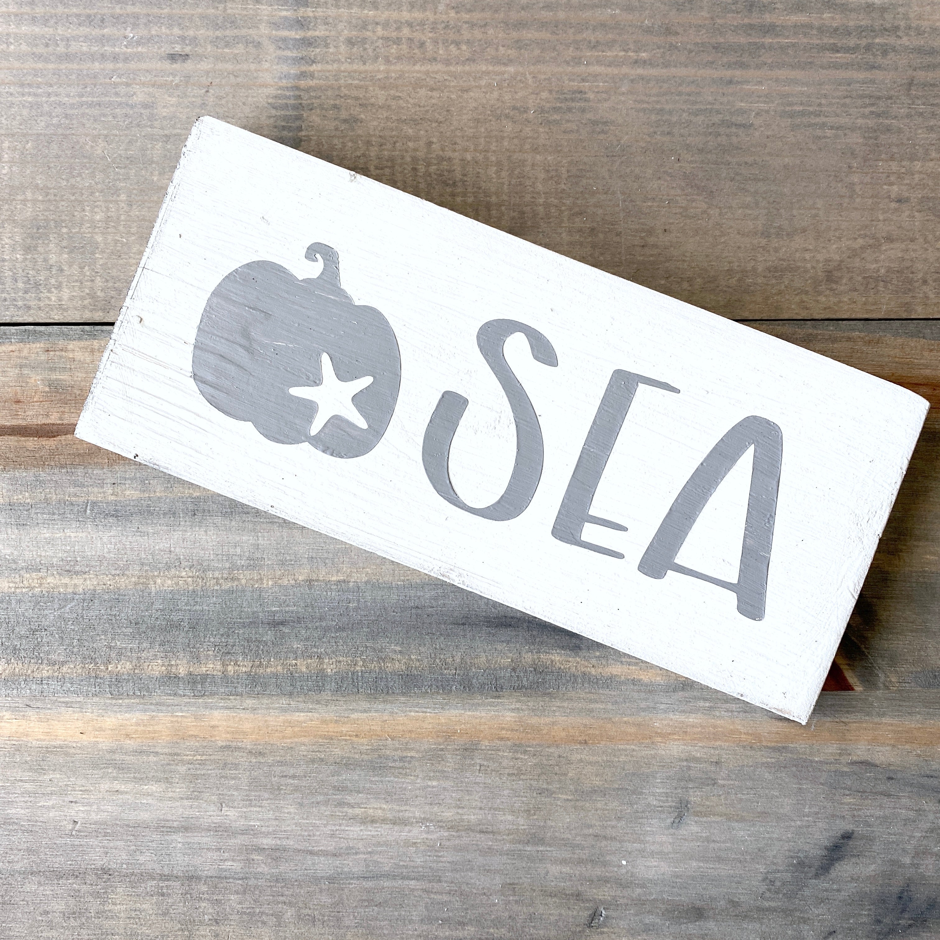 Sea Pumpkin Sign, 8 x 3in