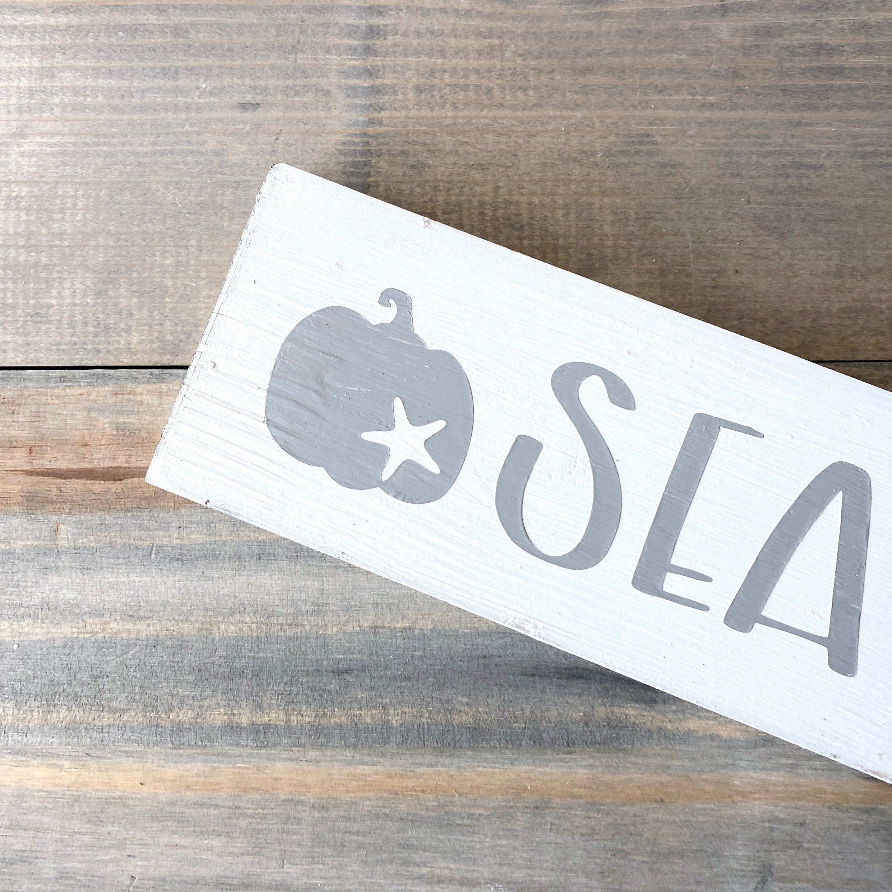 Sea Pumpkin Sign, 8 x 3in