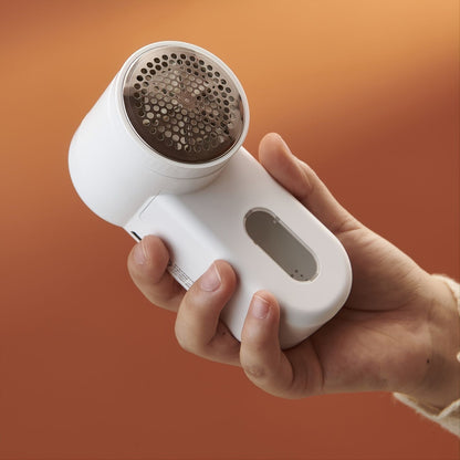 Rechargeable Fabric Shaver And Lint Remover For Removing Lint And Pilling From Clothing; Furniture; Sweaters; Sofas And Blankets