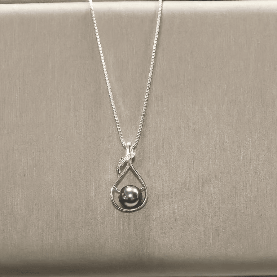 Lxalry Women's Handmade Tahitian-Black Pearl Necklace is the perfect gift for women for birthday, anniversary, Christmas gifts Wife--gift for wife Wedding birthday, anniversary jewelry-mom, girlfriend