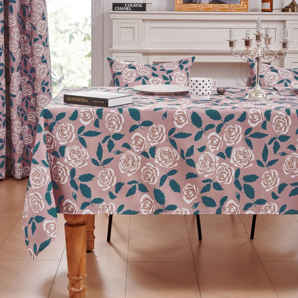 Envogue Bouguet Tablecloth