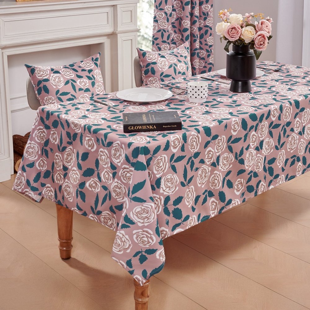 Envogue Bouguet Tablecloth